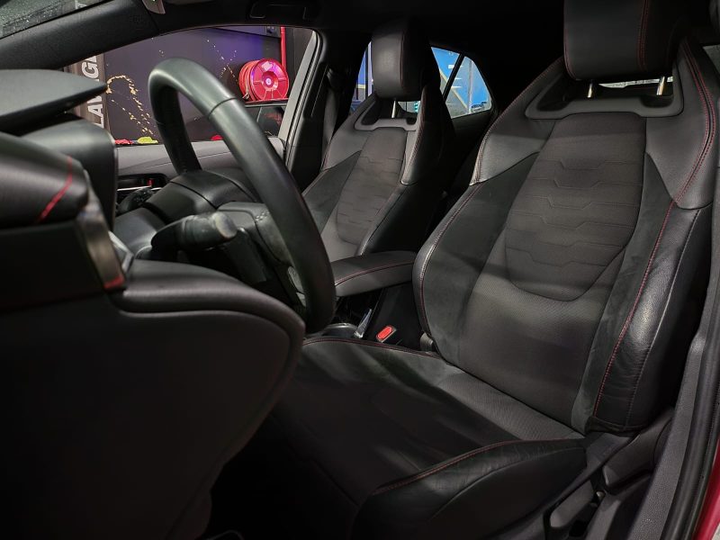 TOYOTA COROLLA 2.0 VVT-I 184CH COLLECTION / TETE HAUTE / SIEGES CHAUFFANTS / CARPLAY