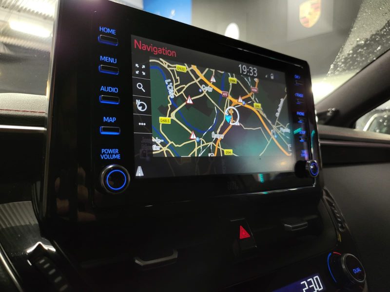 TOYOTA COROLLA 2.0 VVT-I 184CH COLLECTION / TETE HAUTE / SIEGES CHAUFFANTS / CARPLAY