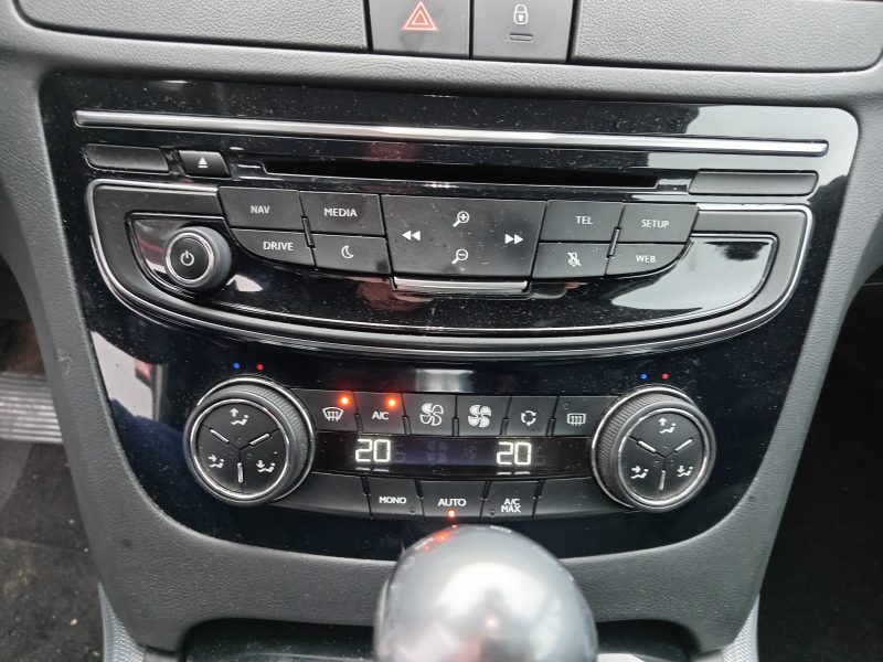 PEUGEOT 508 SW I 2016