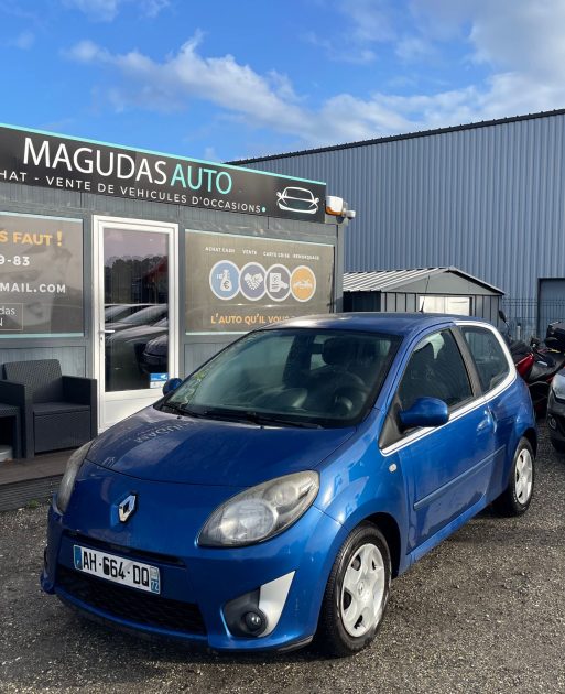 RENAULT TWINGO II 2009