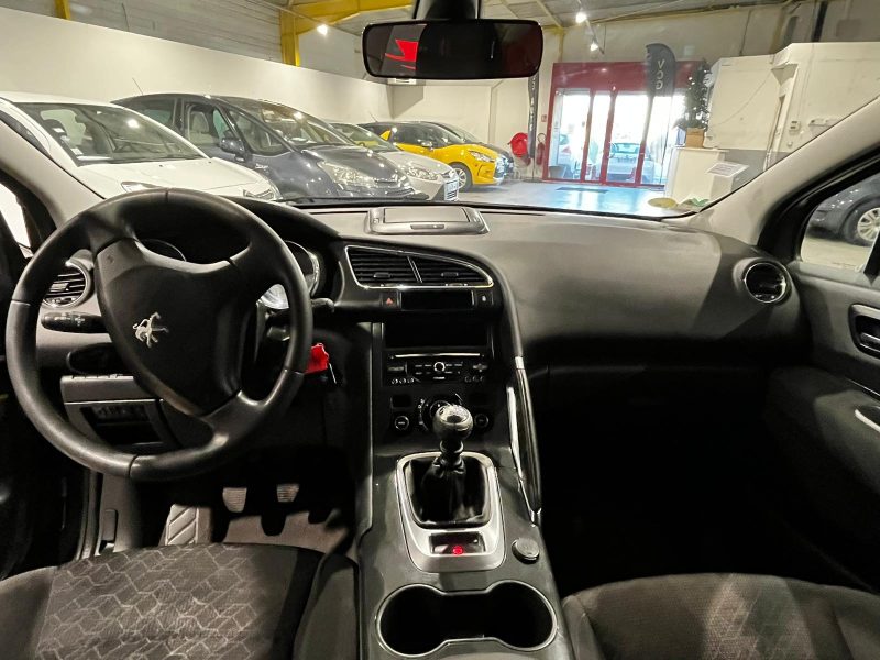 PEUGEOT 3008 Monospace 2014