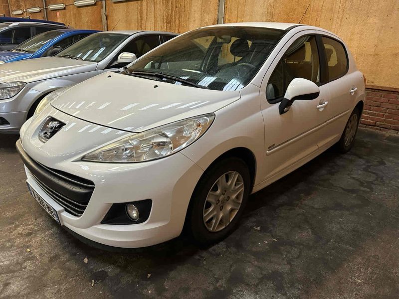 PEUGEOT 207 1.6 HDI 92Ch 98g