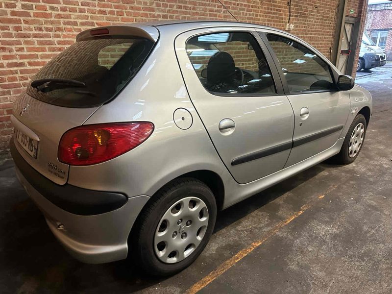PEUGEOT 206 1.4 HDi 70 CV