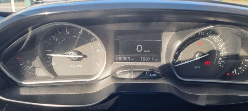 PEUGEOT 208   1.2 ALLURE 82cv