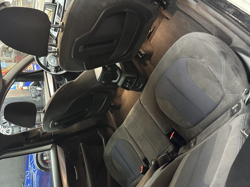 B.M.W. 2 Gran Tourer 2015