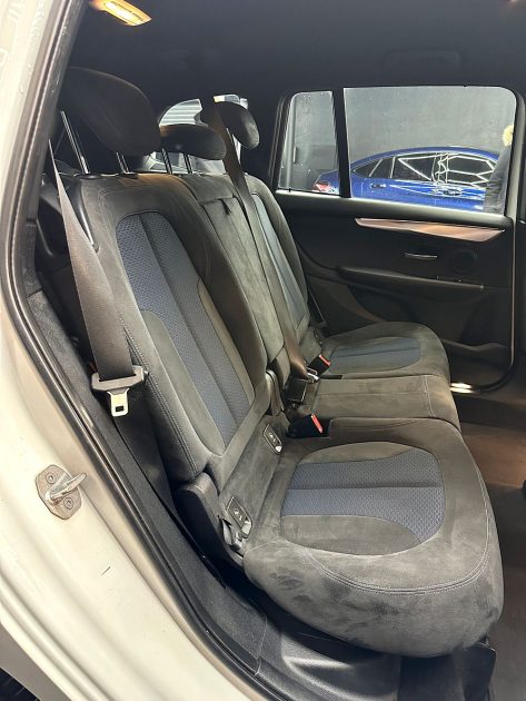 B.M.W. 2 Gran Tourer 2015