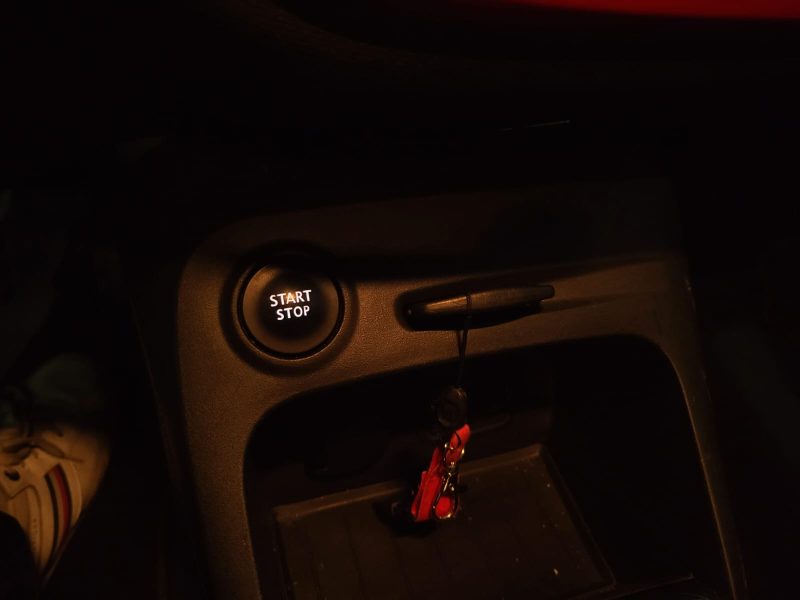 RENAULT CAPTUR 1.5 dci 90cv Extrem Intens CAMERA / RADAR / GPS / MOLETTE GRIP CONTROL