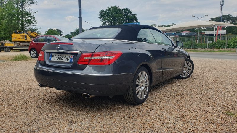 MERCEDES E 300 i CABRIOLET 252 ch BE EXECUTIVE BA