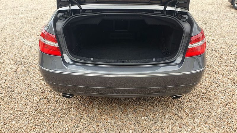 MERCEDES E 300 i CABRIOLET 252 ch BE EXECUTIVE BA