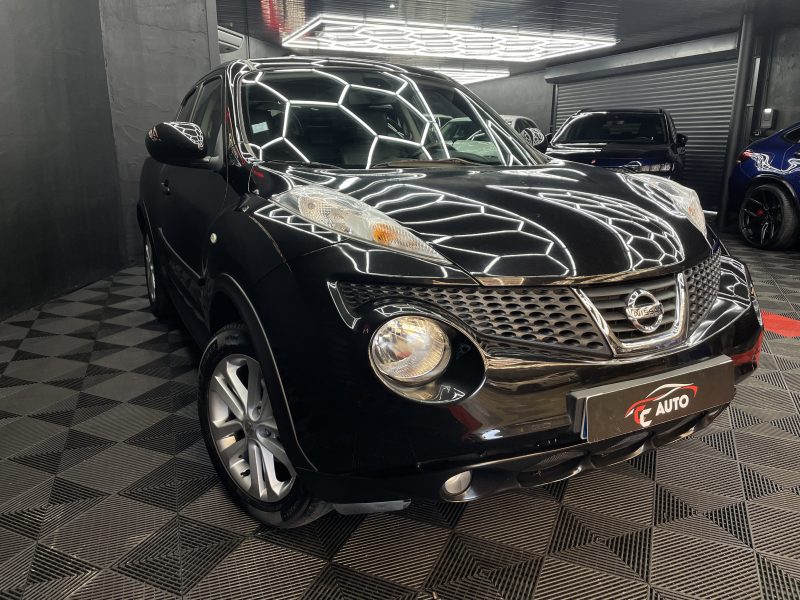 NISSAN JUKE 2011