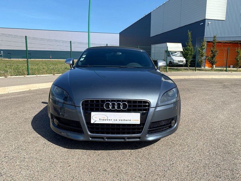 AUDI TT S LINE 2.0 L TFSI 200 ch