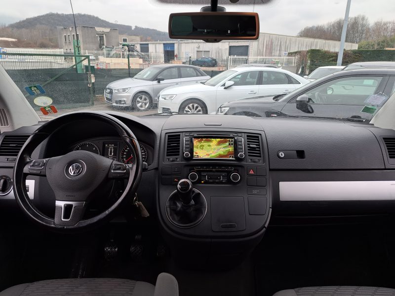 VOLKSWAGEN TRANSPORTER T5 Autobus/Autocar 2011