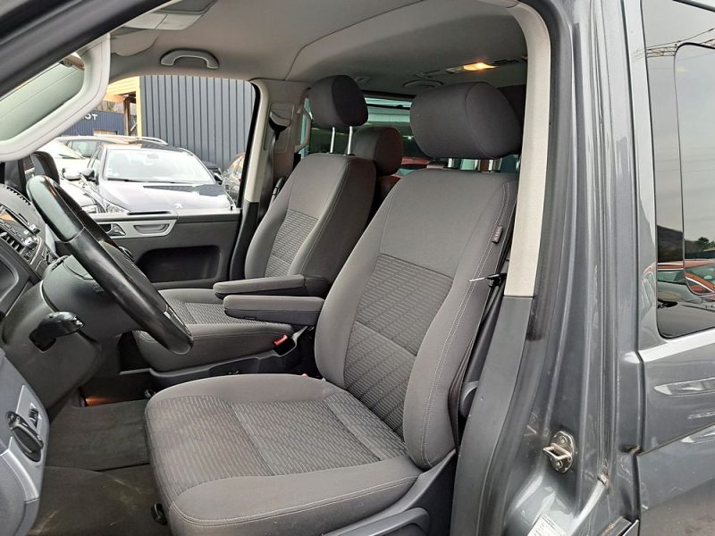 VOLKSWAGEN TRANSPORTER T5 Autobus/Autocar 2011