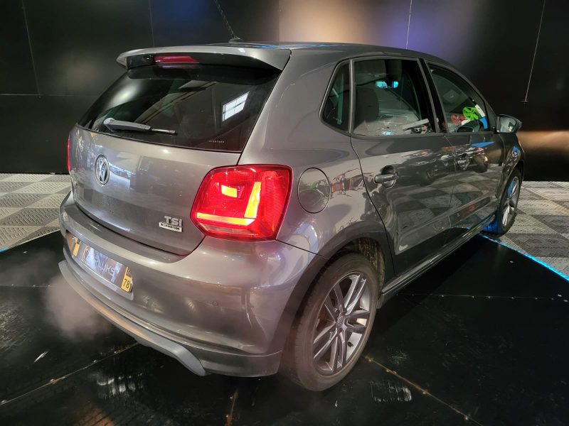 VOLKSWAGEN POLO V 1.2 TSI 110cv R-line BVM6 // APPLE CARPLAY/ANDROID AUTO/RADAR-AV-AR