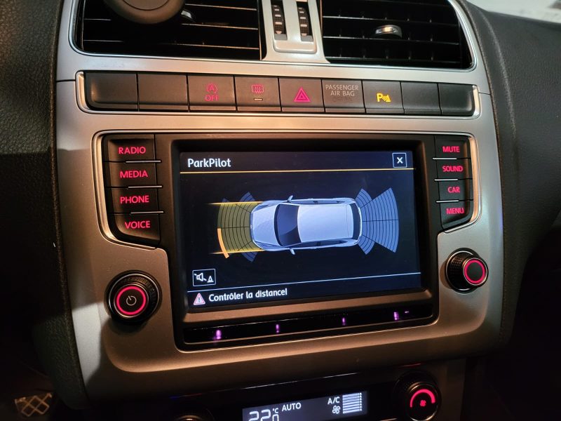 VOLKSWAGEN POLO V 1.2 TSI 110cv R-line BVM6 // APPLE CARPLAY/ANDROID AUTO/RADAR-AV-AR