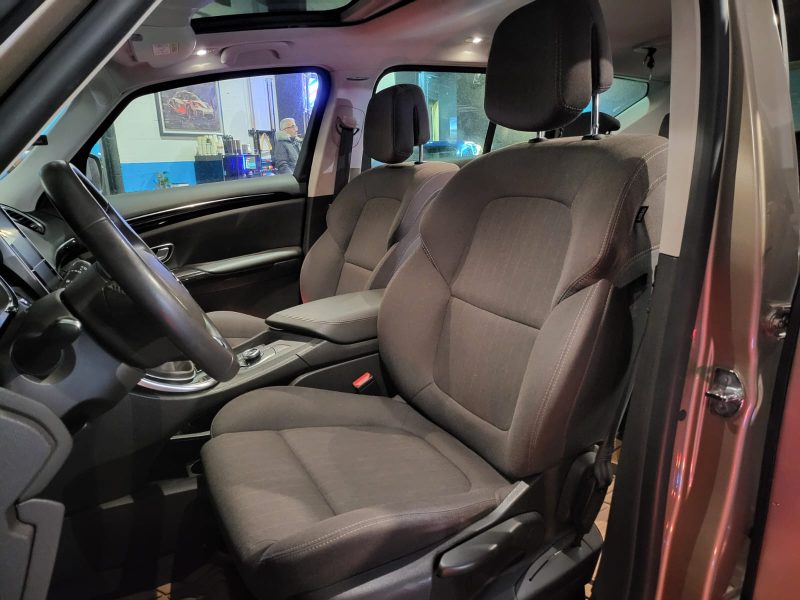 RENAULT ESPACE V 1.6 dCi 130 cv Energy Intens Toit Pano / Camera / Régulateur