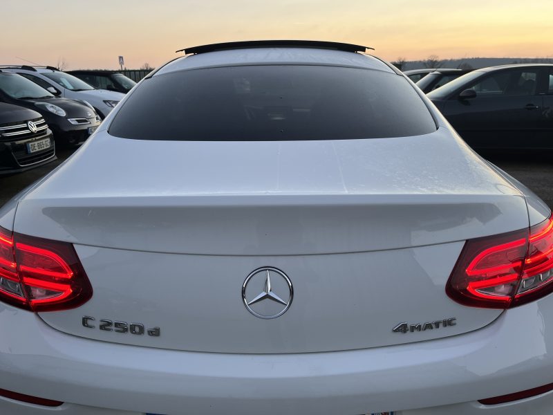 MERCEDES CLASSE C Coupé 2016
