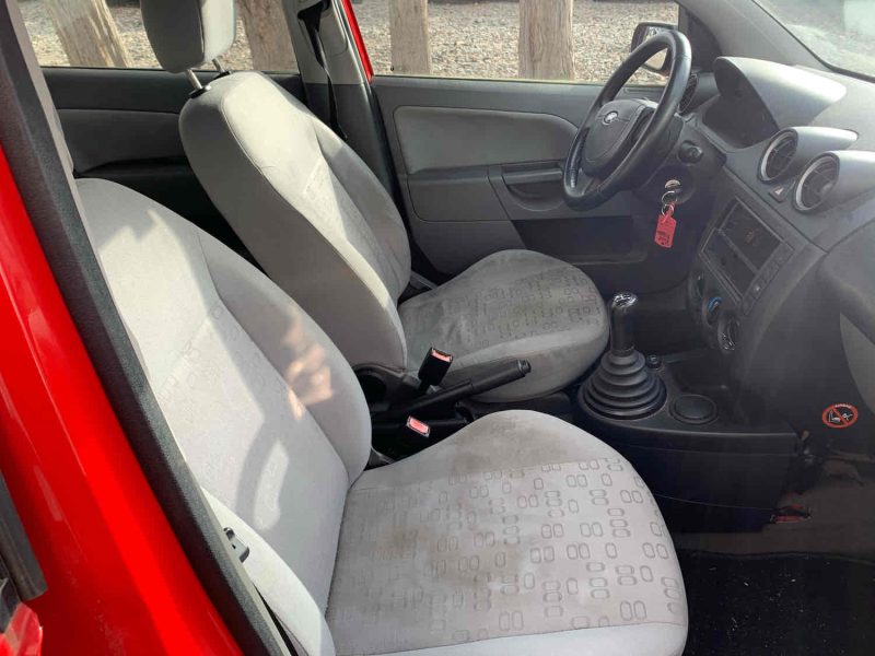 FORD FIESTA V 2002