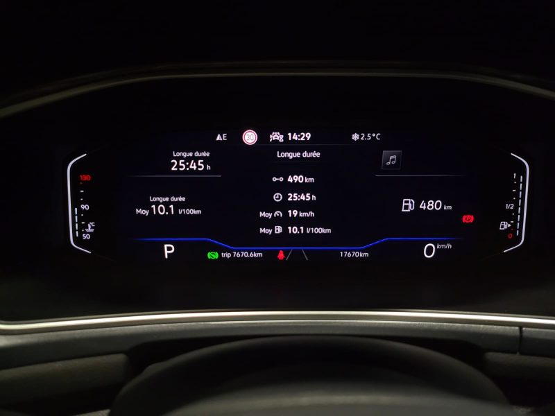 VOLKSWAGEN T-ROC 1.5 TSI EVO 150 STYLE EXCLUSIVE DSG APPLE CARPLAY / TOIT OUVRANT / SIEGES CHAUFFANT