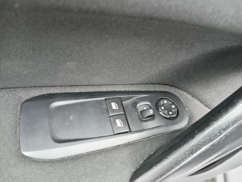 PEUGEOT 308 SW II 2016