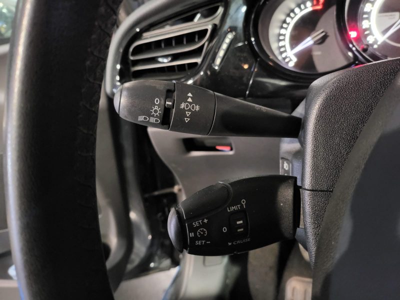 CITROEN C3 II 1.2 VTi 82cv Music Box // RADAR-AR/BLUETOOTH/REGULATEUR-LIMITEUR DE VITESSE