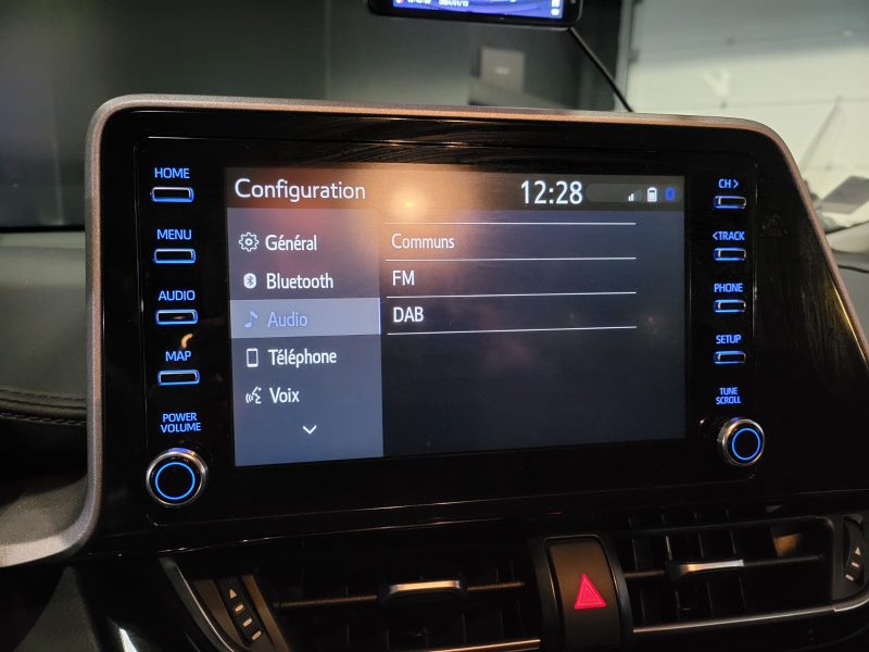 TOYOTA C-HR 122H Hybrid 184/153cv Dynamic BVA / CAMERA DE RECUL/ALERTE FRANCHISSEMENT DE LIGNE