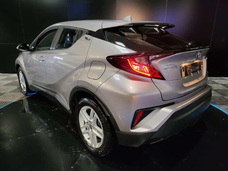 TOYOTA C-HR 122H Hybrid 184/153cv Dynamic BVA / CAMERA DE RECUL/ALERTE FRANCHISSEMENT DE LIGNE