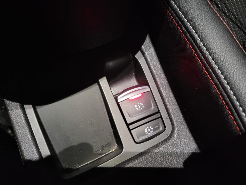 1.6 E-TECH 140 cv RS LINE / CARPLAY / CAMERA AR / ANGLE MORT