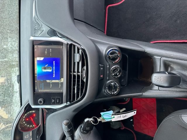 PEUGEOT 208 I 2013 - 50823 KM