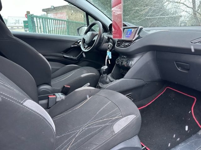PEUGEOT 208 I 2013 - 50823 KM