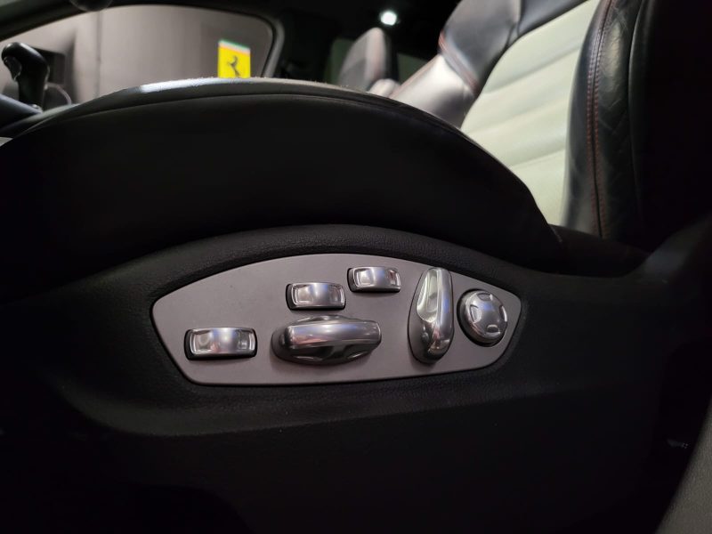 PORSCHE CAYENNE S E-Hybrid 416 CV PACK CHRONO / CUIR BI-TON / SIEGES AV ET AR CHAUFFANT / VOLANT CHA