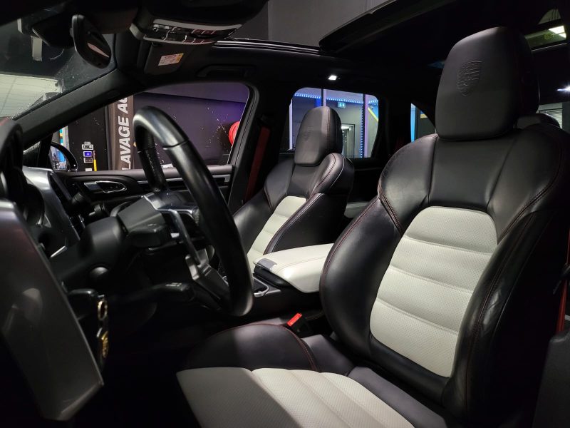 PORSCHE CAYENNE S E-Hybrid 416 CV PACK CHRONO / CUIR BI-TON / SIEGES AV ET AR CHAUFFANT / VOLANT CHA