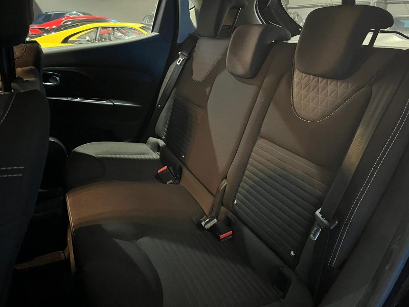 0.9 TCe 90 cv INTENS / RADRA AR / REGULATEUR