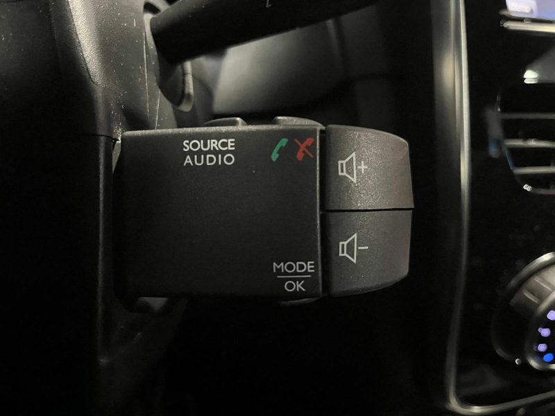 0.9 TCe 90 cv INTENS / RADRA AR / REGULATEUR