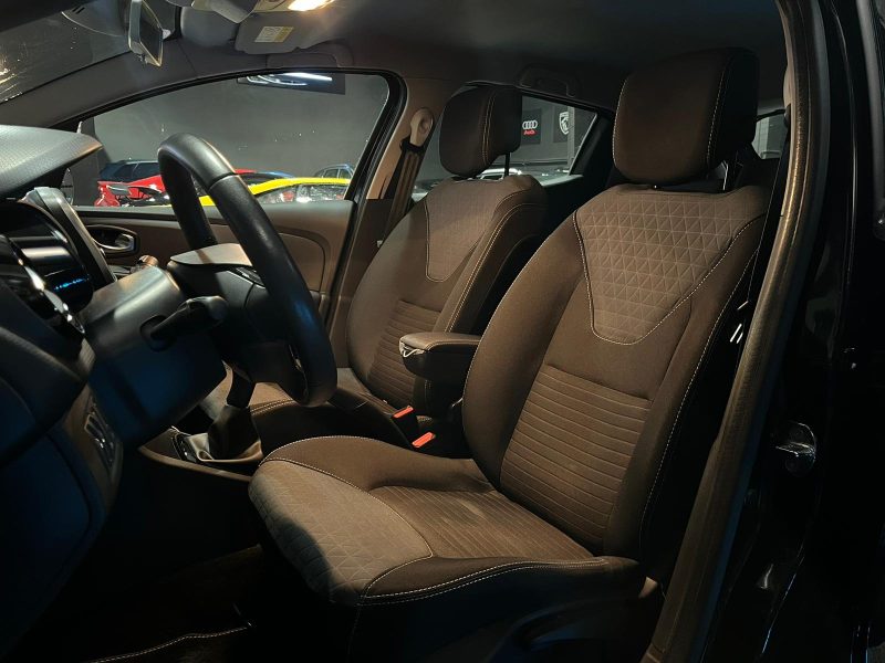 0.9 TCe 90 cv INTENS / RADRA AR / REGULATEUR