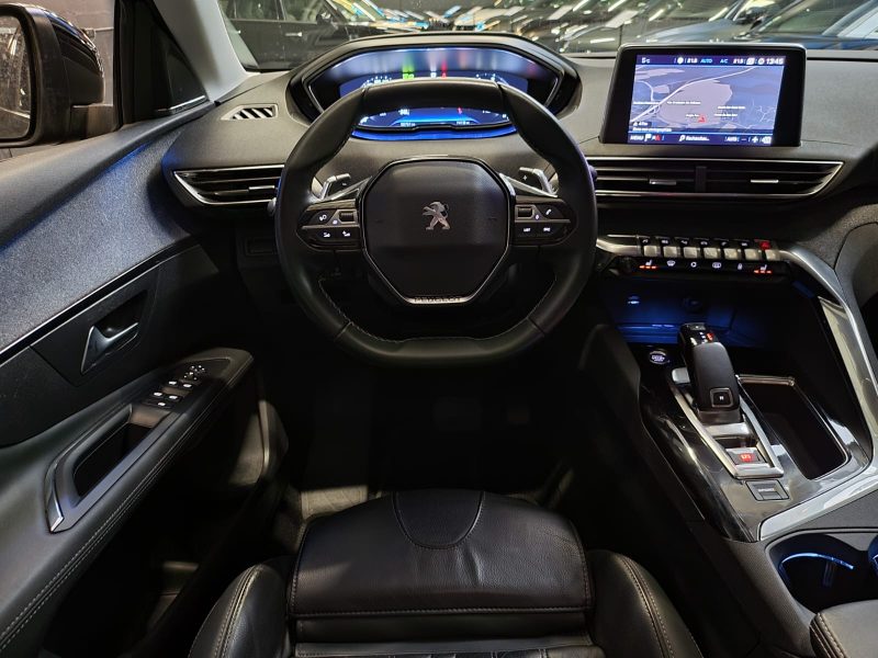 PEUGEOT 3008 1.5 BlueHDi 130cv ALLURE BUSINESS /TOIT OUVRANT+ATTELAGE+AUDIO FOCAL+SIEGE ELECTRIQUE/