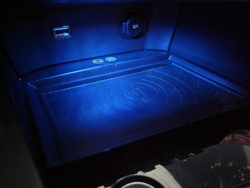 PEUGEOT 3008 1.5 BlueHDi 130cv ALLURE BUSINESS /TOIT OUVRANT+ATTELAGE+AUDIO FOCAL+SIEGE ELECTRIQUE/