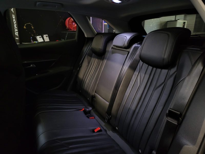 PEUGEOT 3008 1.5 BlueHDi 130cv ALLURE BUSINESS /TOIT OUVRANT+ATTELAGE+AUDIO FOCAL+SIEGE ELECTRIQUE/