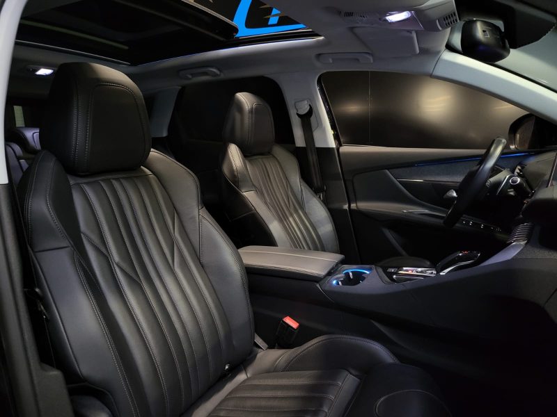 PEUGEOT 3008 1.5 BlueHDi 130cv ALLURE BUSINESS /TOIT OUVRANT+ATTELAGE+AUDIO FOCAL+SIEGE ELECTRIQUE/