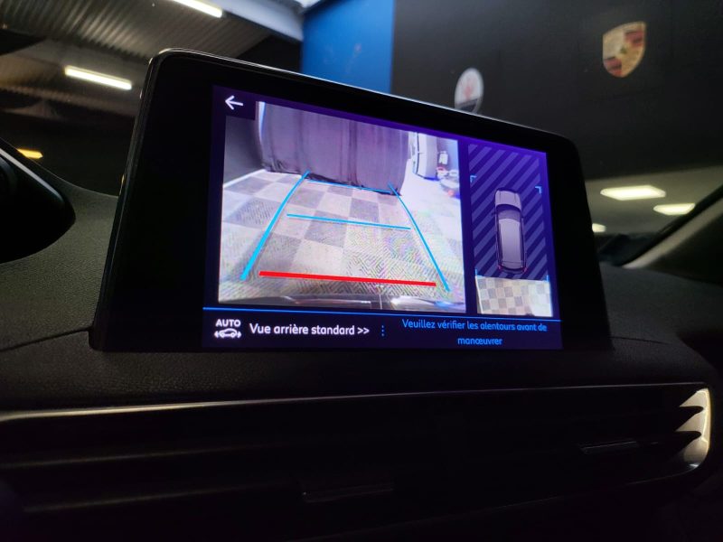 PEUGEOT 3008 1.5 BlueHDi 130cv ALLURE BUSINESS /TOIT OUVRANT+ATTELAGE+AUDIO FOCAL+SIEGE ELECTRIQUE/