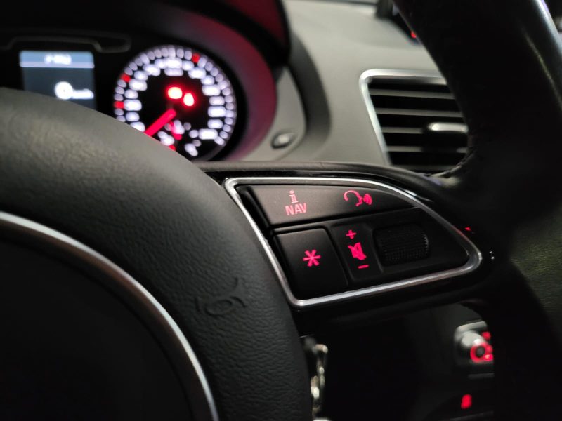 AUDI Q3 2.0 140 cv AMBITION LUXE TOIT OUVRANT / GPS / REGULATEUR / ENTRETIEN COMPLET AUDI A JOUR