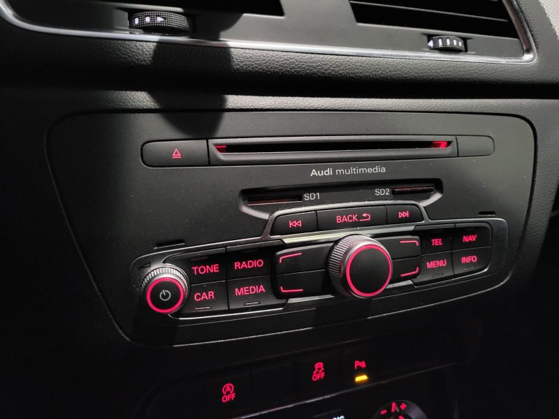 AUDI Q3 2.0 140 cv AMBITION LUXE TOIT OUVRANT / GPS / REGULATEUR / ENTRETIEN COMPLET AUDI A JOUR