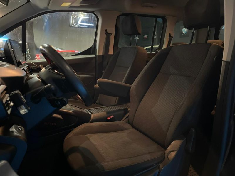 1.5 BlueHDi 102 cv ALLURE / CARPLAY / CAMERA / REGULATEUR