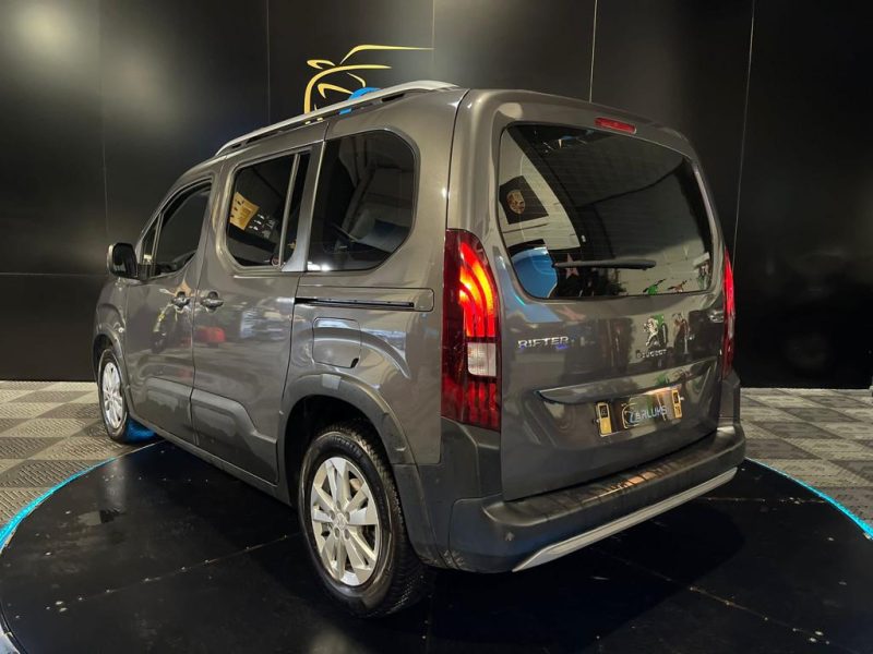 1.5 BlueHDi 102 cv ALLURE / CARPLAY / CAMERA / REGULATEUR