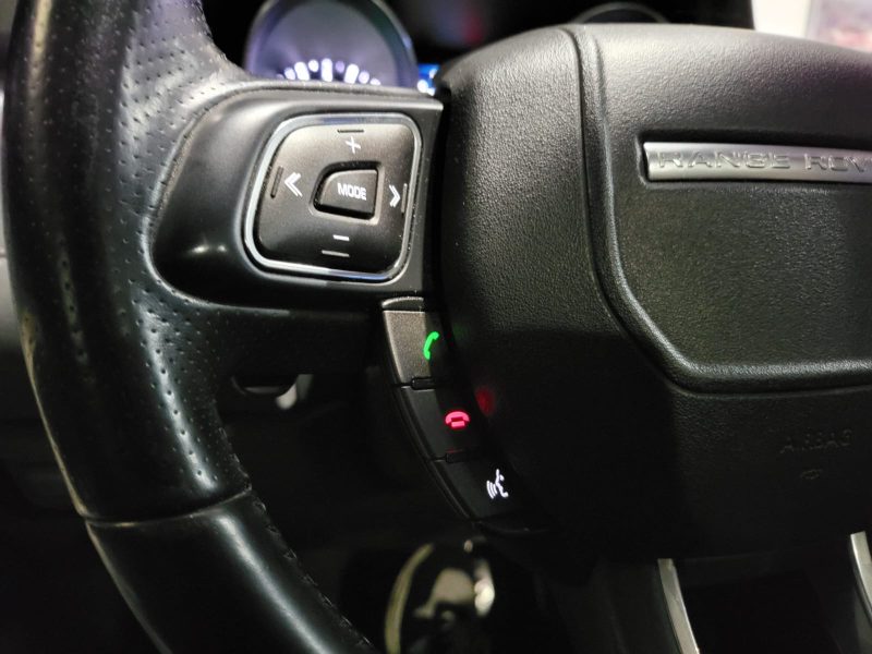 LAND ROVER RANGE ROVER EVOQUE 2.2 SD4 190 cv DYNAMIC TOIT PANO / SIEGES ELECTRIQUE / AUDIO MERIDIAN