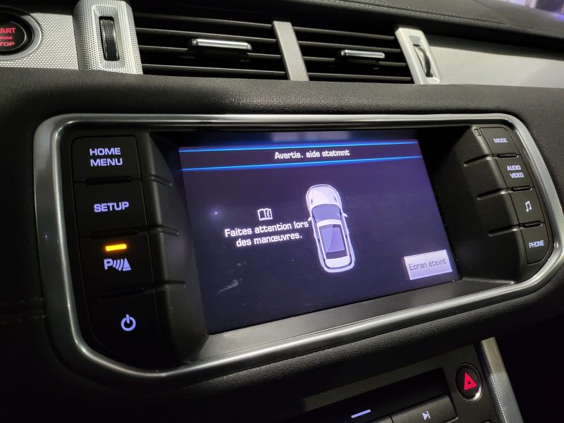 LAND ROVER RANGE ROVER EVOQUE 2.2 SD4 190 cv DYNAMIC TOIT PANO / SIEGES ELECTRIQUE / AUDIO MERIDIAN