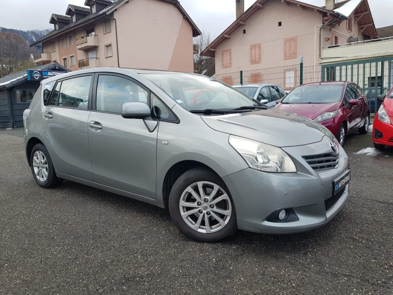 TOYOTA VERSO 1.8i VVT-i 145CV EXECUTIVE BOITE AUTO 5PLACES