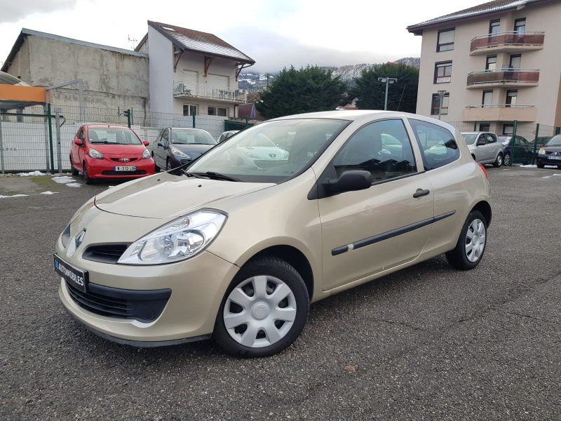 RENAULT CLIO III 1.2i 75CV DYNAMIQUE