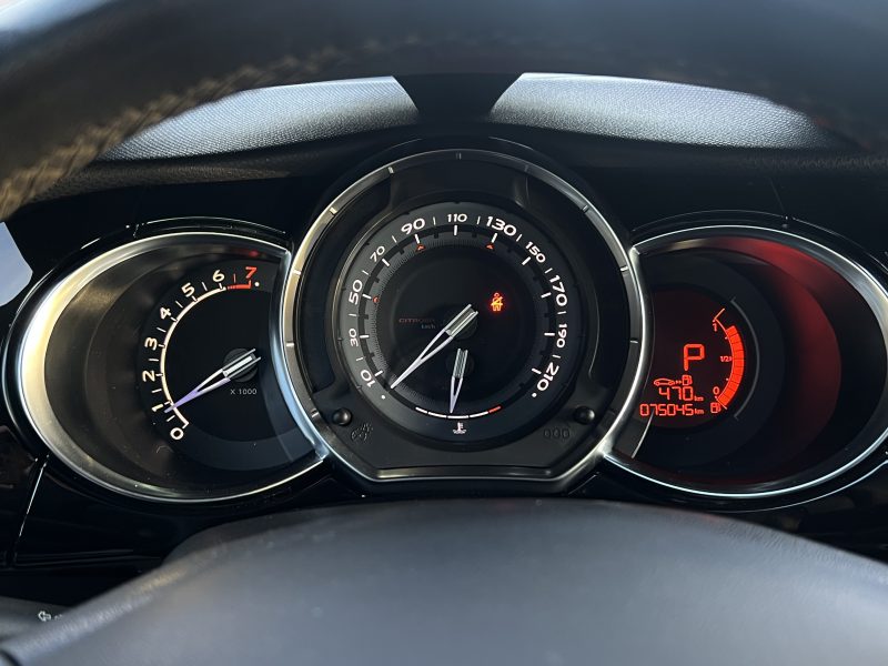 CITROEN DS3 SPORT CHIC 1.6 VTI 120 Cv BOITE AUTO CUIR GPS BLUETOOTH / CRIT AIR 1 - GARANTIE 1 AN