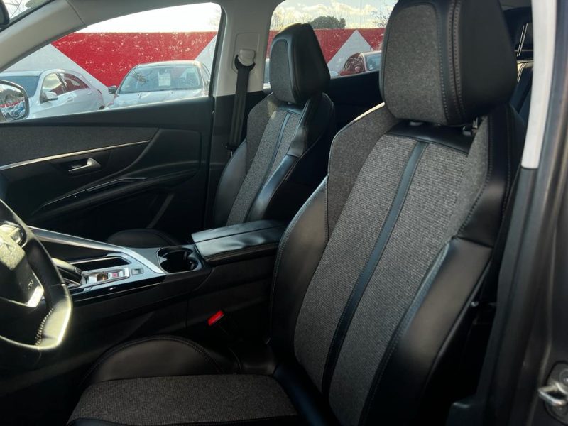 PEUGEOT 3008 II 2017